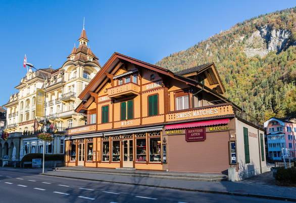 Sanierung Wyss Souvenir Interlaken | Planart Grindelwald
